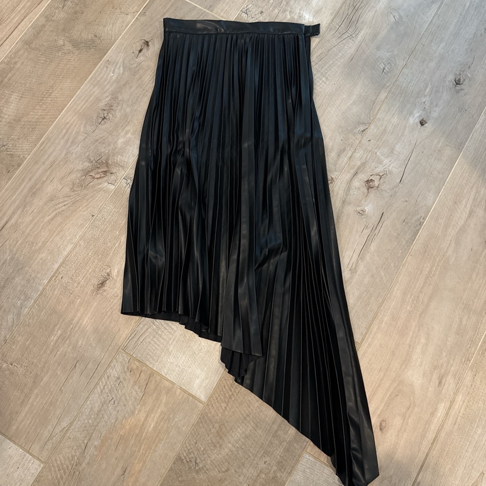 Bishop + Young, faux black leather skirt, size small, brand new without tags